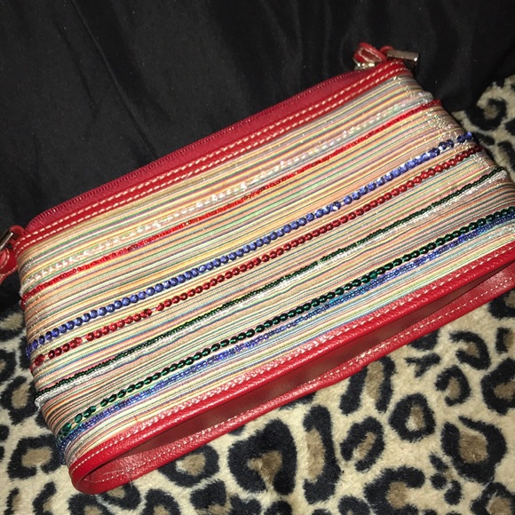 Purse - Picture 1 of 1